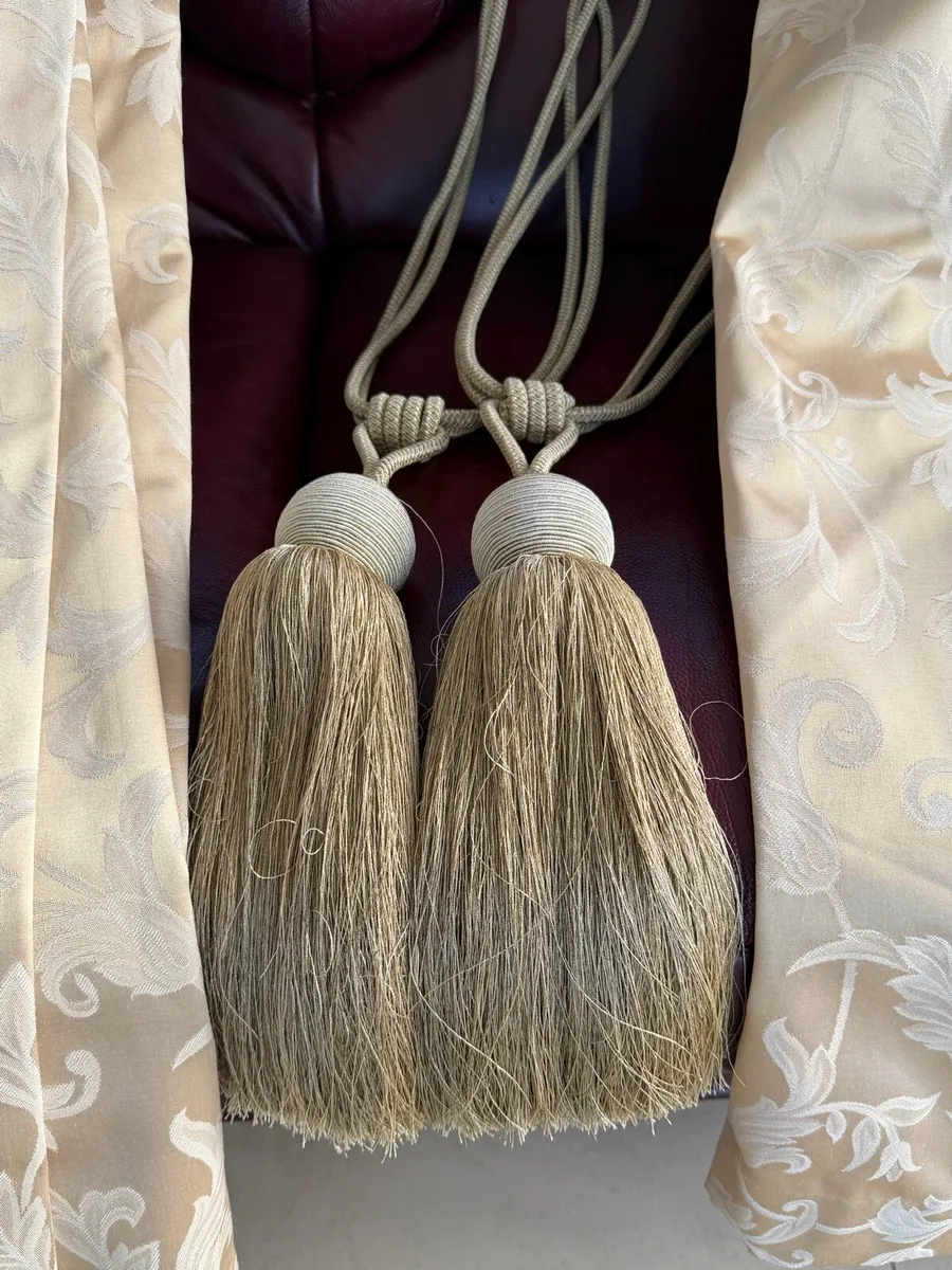 Luxury Bay window Curtains - Image 2