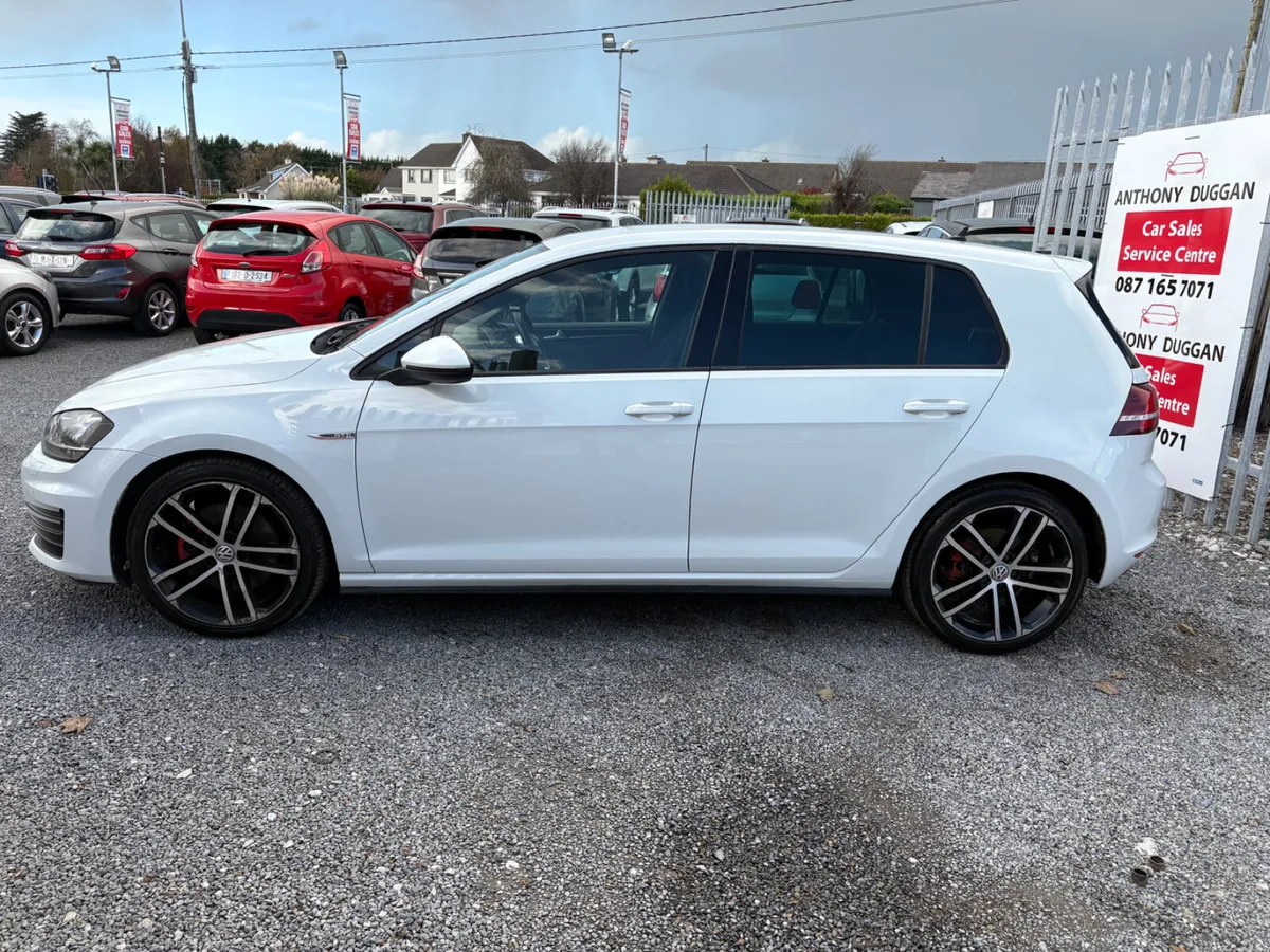 2017 Volkswagen Golf GTD 2.0TDI 184BHP - Image 4