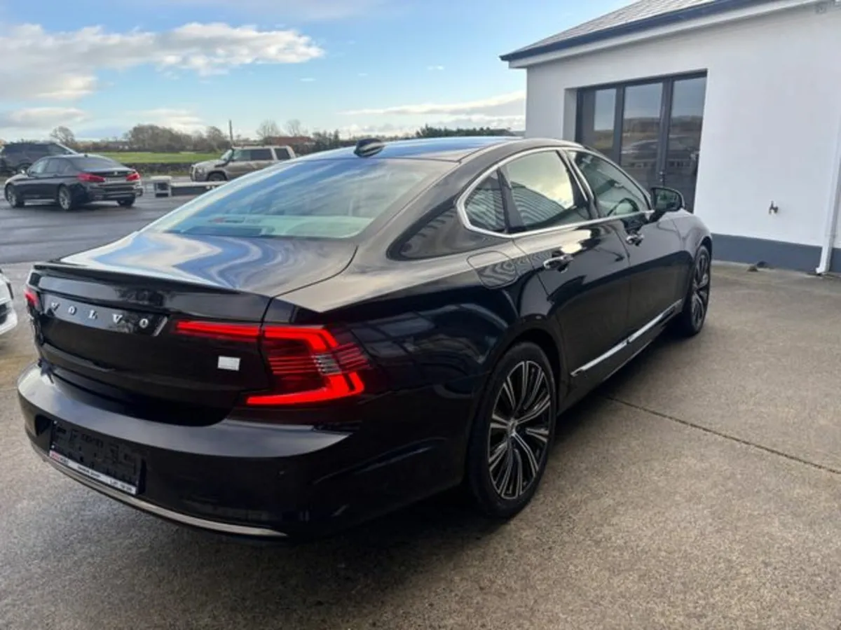Volvo S90 RECHARGE T8 INSCRIPTION AWD - Image 4