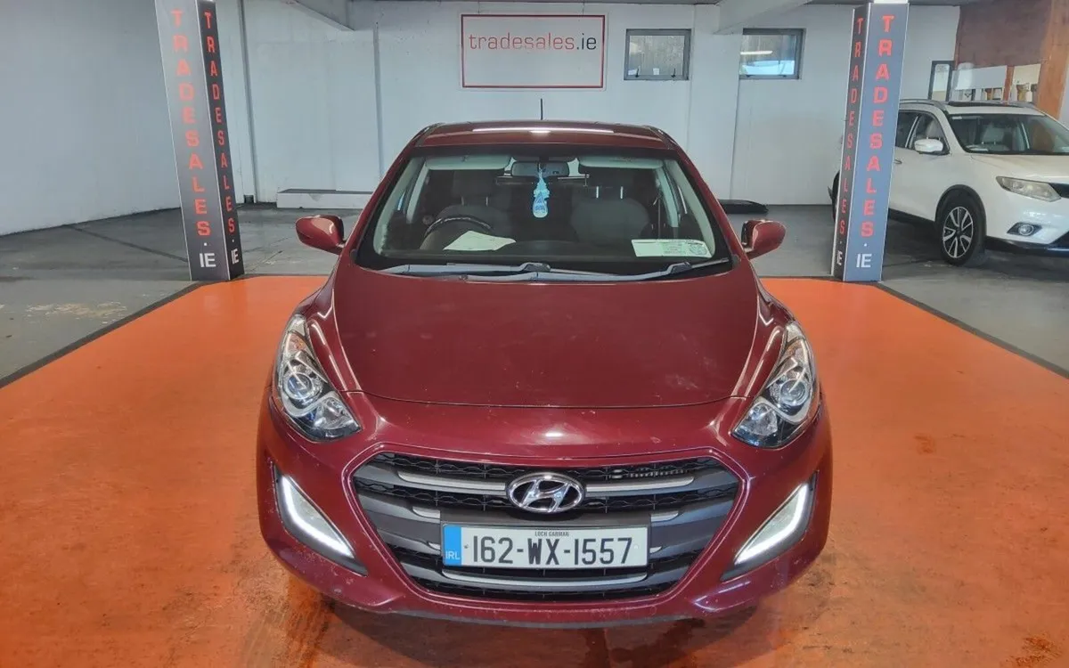 Hyundai i30 1.6 Diesel Deluxe - Image 1