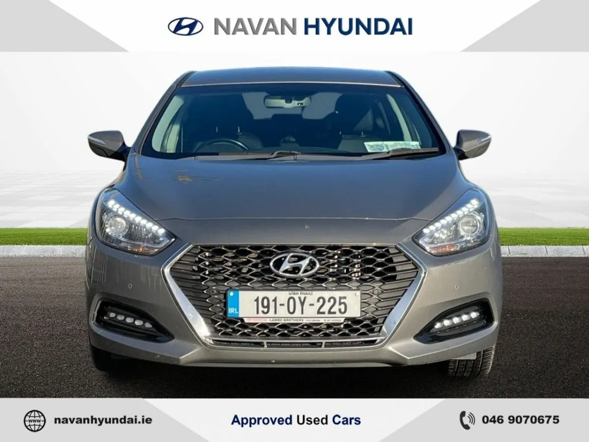 Hyundai i40 1.6 Diesel Executive - Image 2
