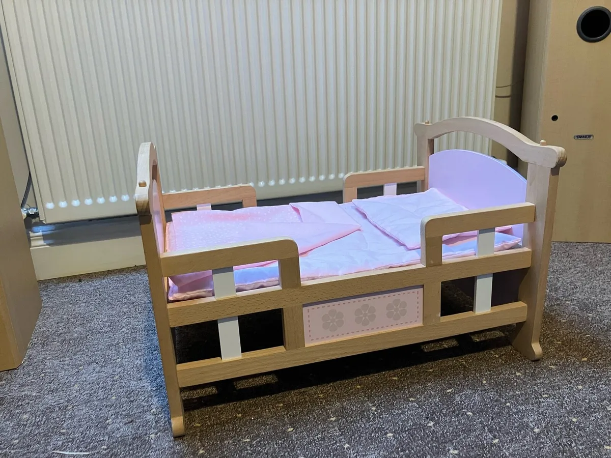 Doll’s Cot - Image 2