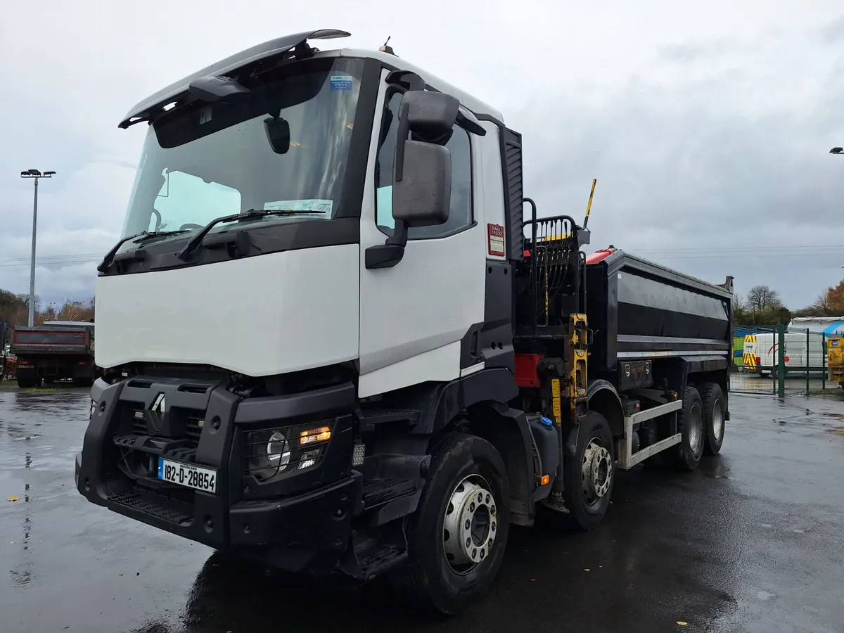 2018 Renault Premium Truck For Auction - Image 1