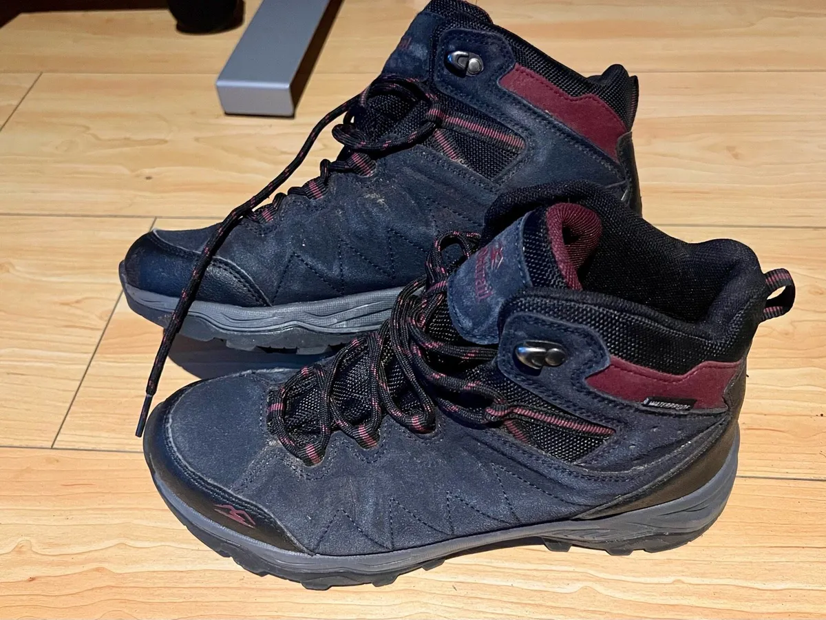 Hiking shoes - Image 4