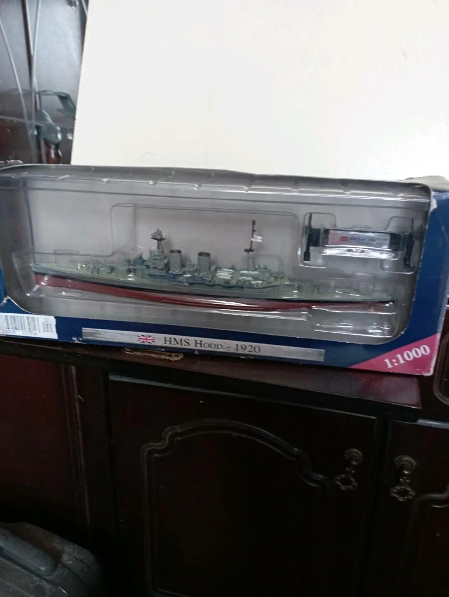 WARSHIPS OF WW11 COLLECTION 1920 HMS HOOD 1:1000. - Image 1