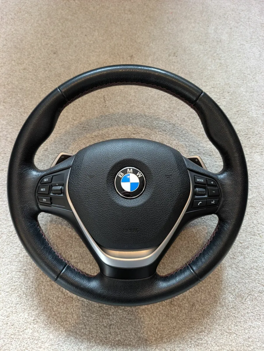 Bmw F30 steering wheel and Airbag - Image 1
