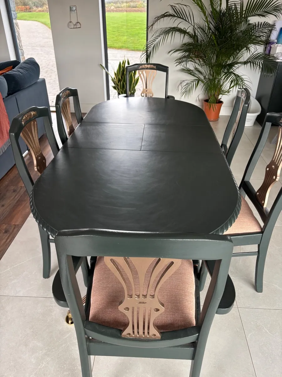 Dining Table and 6 chairs - Image 1