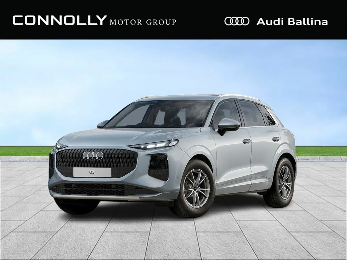 Audi Q3 SE AUTO WITH TECH PACK AND TINTED WINDOWS - Image 1