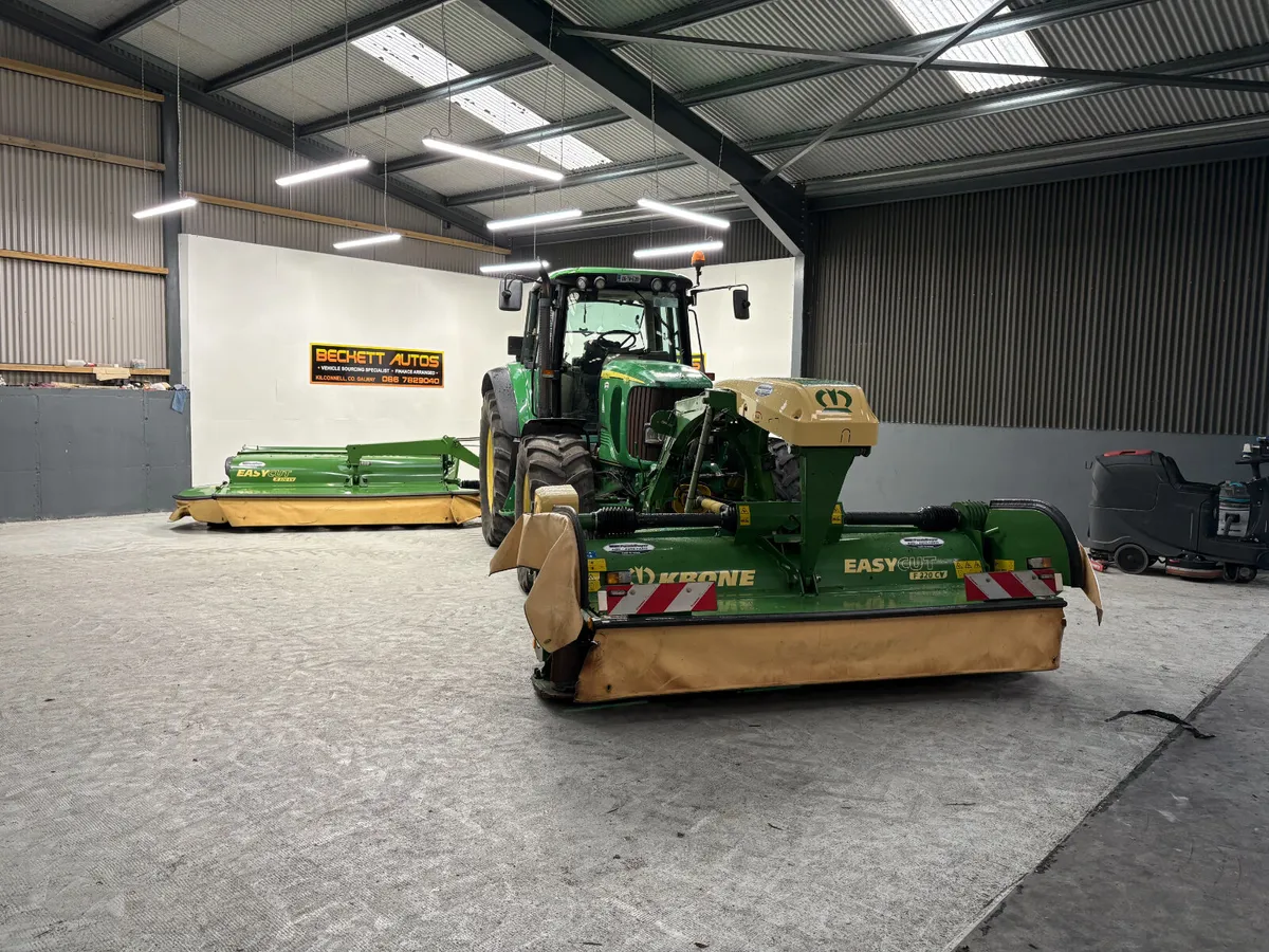 2021 Krone F320Cv Front Mower - Image 1