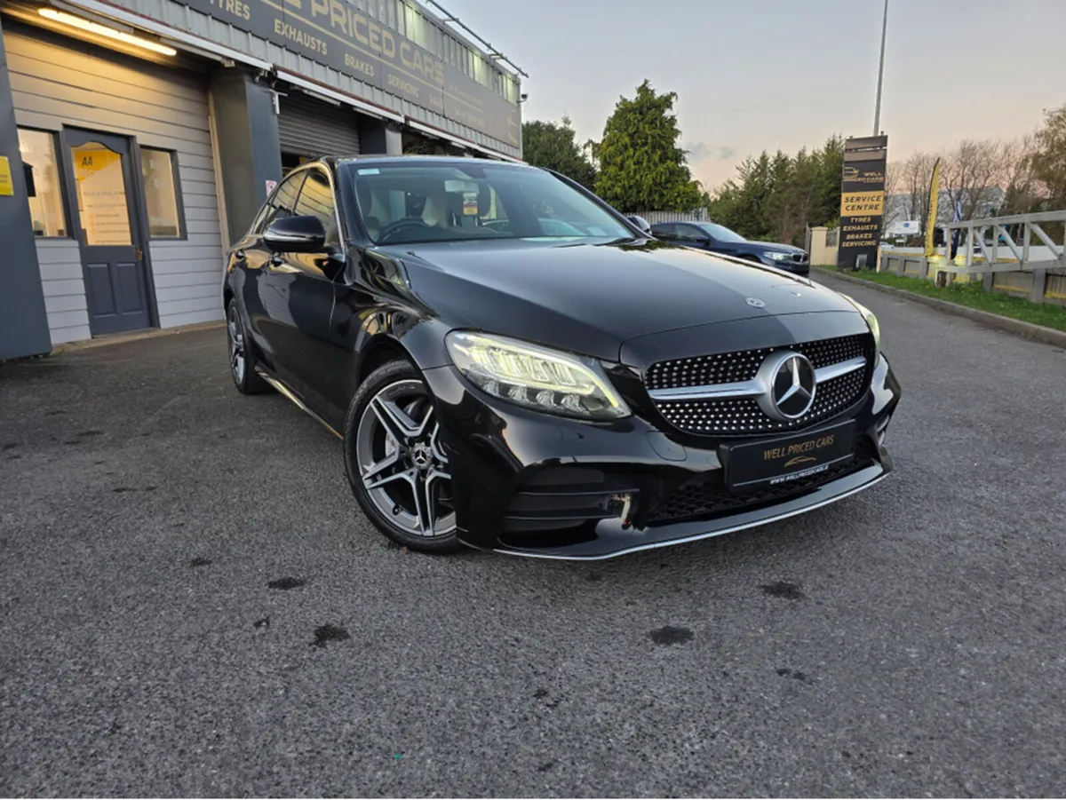 Mercedes-Benz C-Class 200 D AUTO 4DR - Image 2