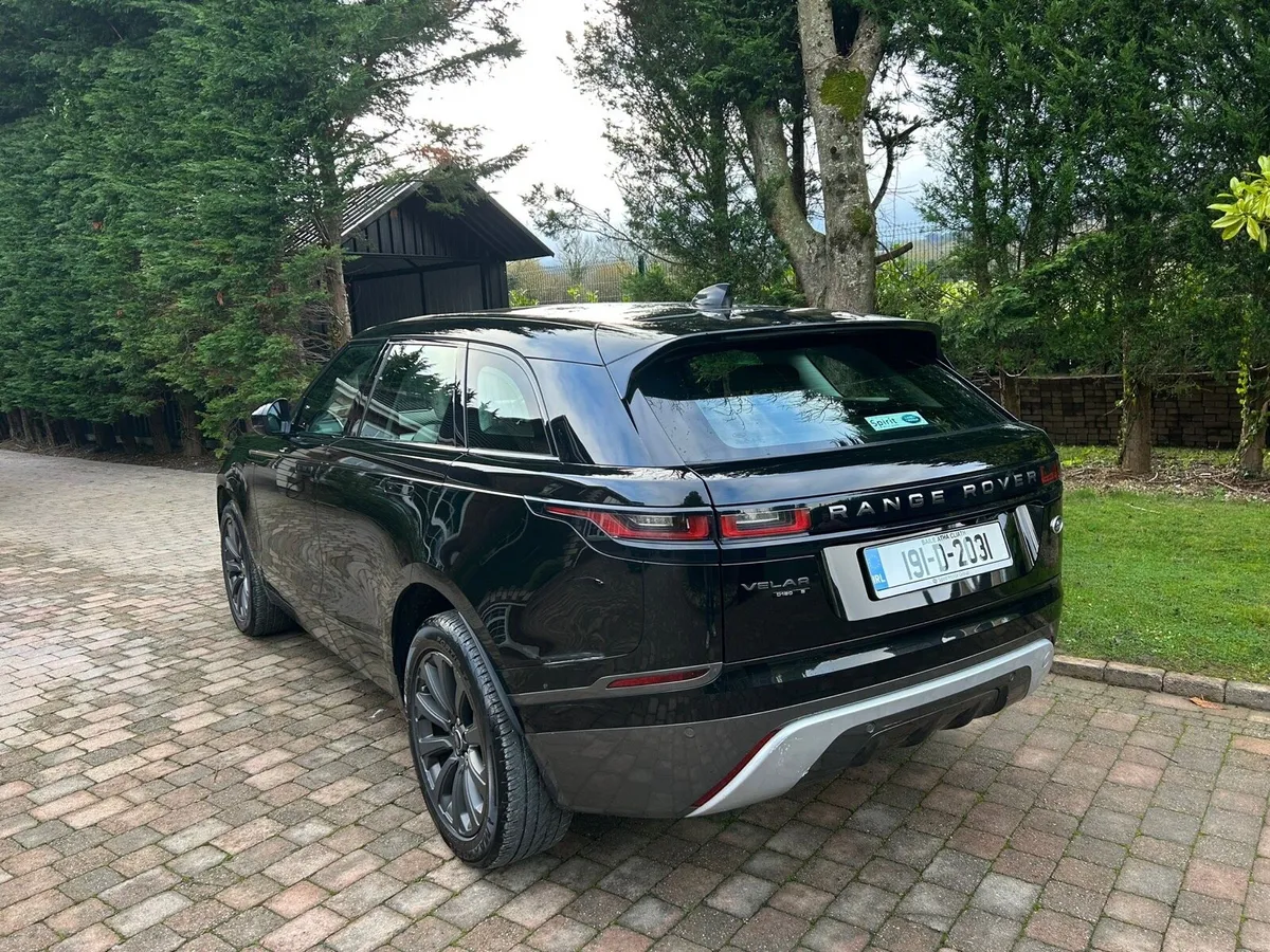 Range Rover Velar R Dynamic Auto4WD Stunning€29500 - Image 2