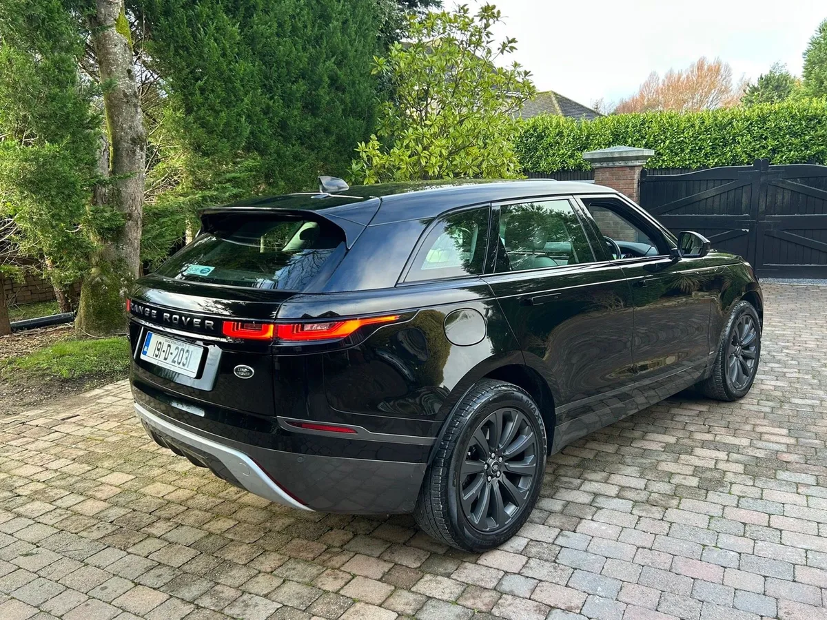 Range Rover Velar R Dynamic Auto4WD Stunning€29500 - Image 3