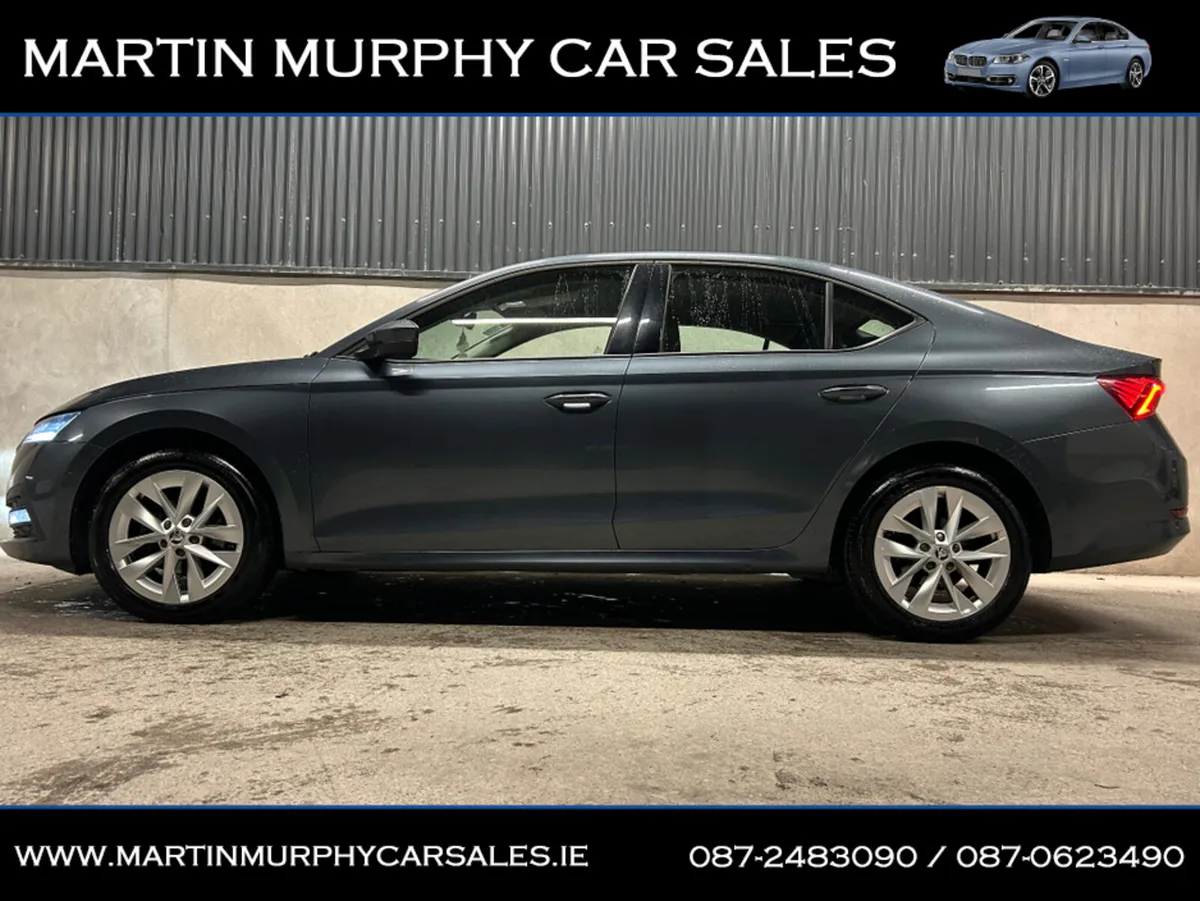 Skoda Octavia AMBITION 2.0 TDI 115BHP LOW KMS - Image 3