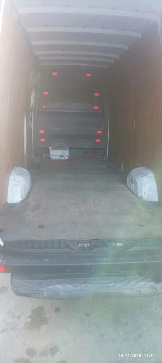 2017 Mercedes Sprinter 314 - Image 3