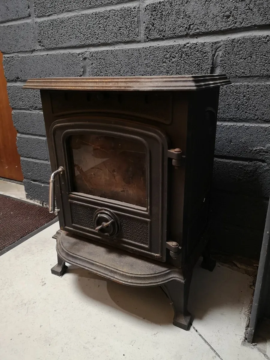 Stove - Image 1