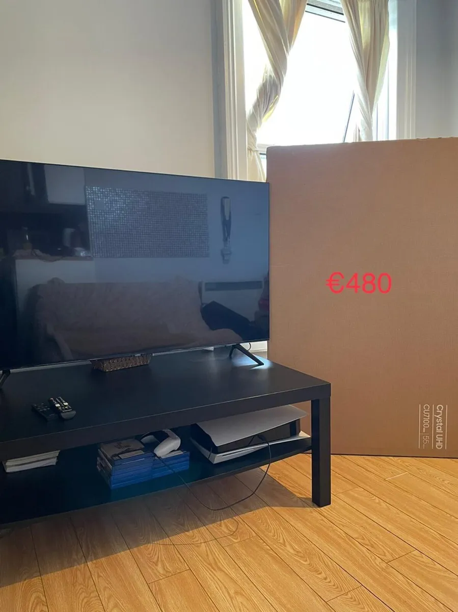 SMART TV SAMNSUNG 55’ in a very good condition