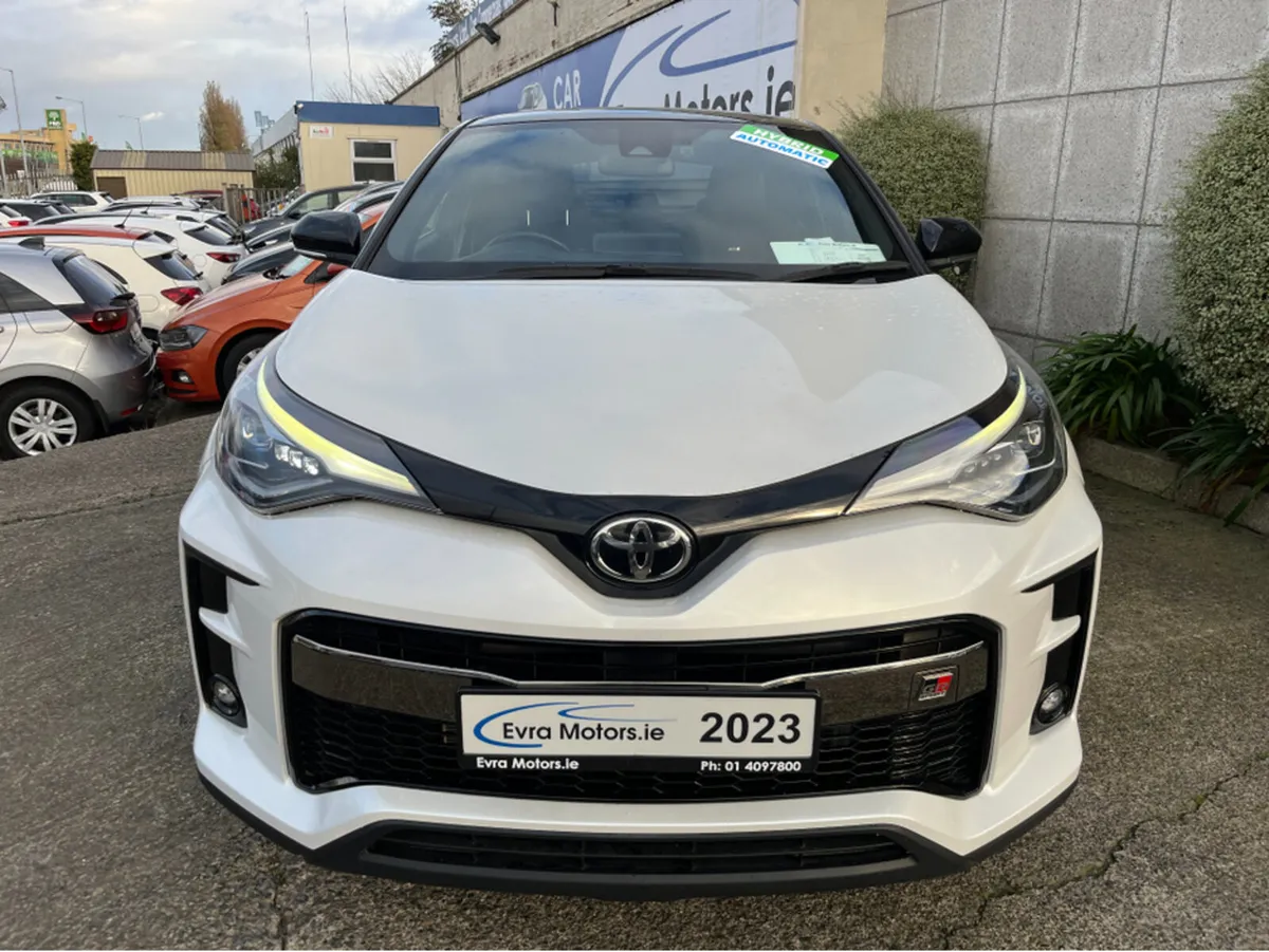 Toyota C-HR GR AUTOMATIC HYBRID 1.8 PETROL //HALF - Image 2
