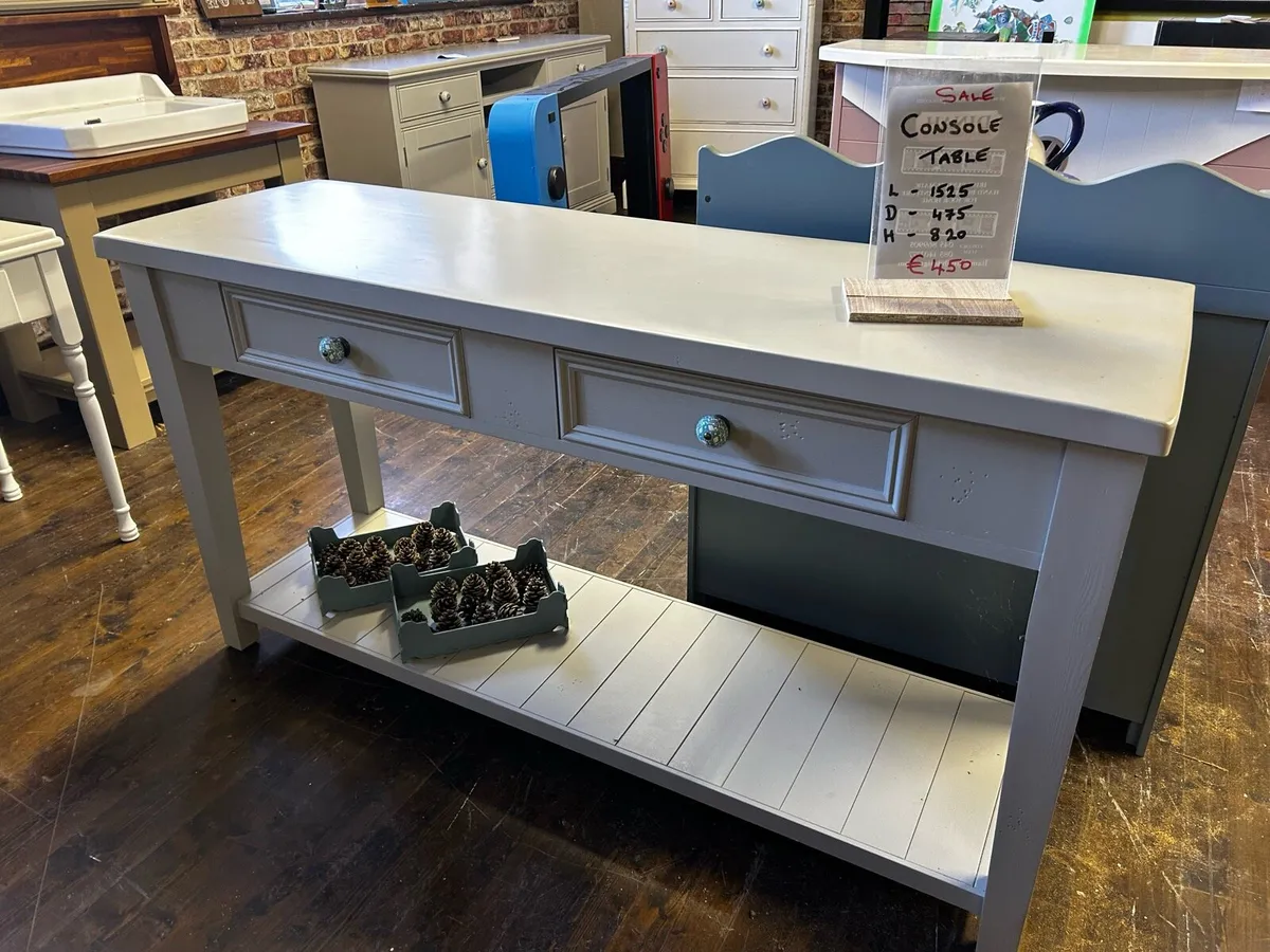 Showroom units to clear - Image 2