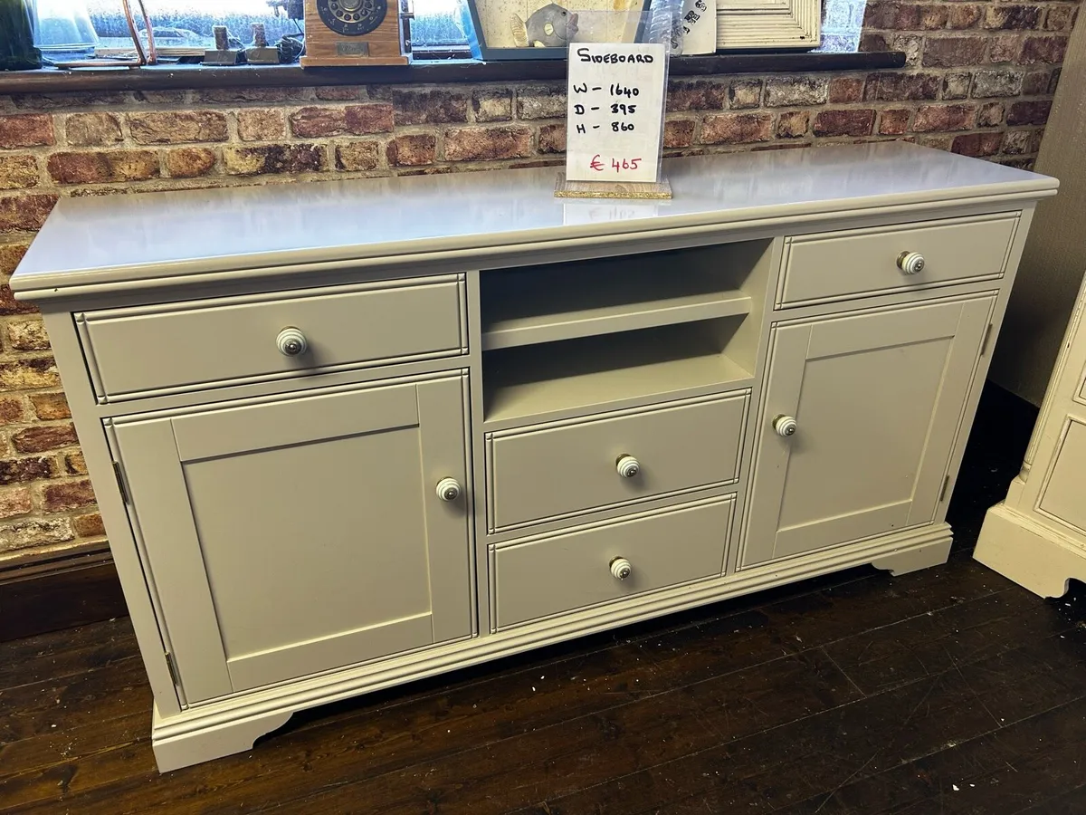 Showroom units to clear - Image 4