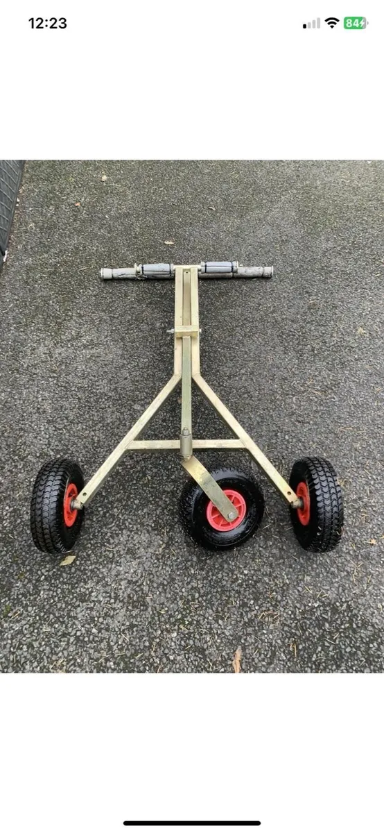 Racing Go kart stand - Image 1