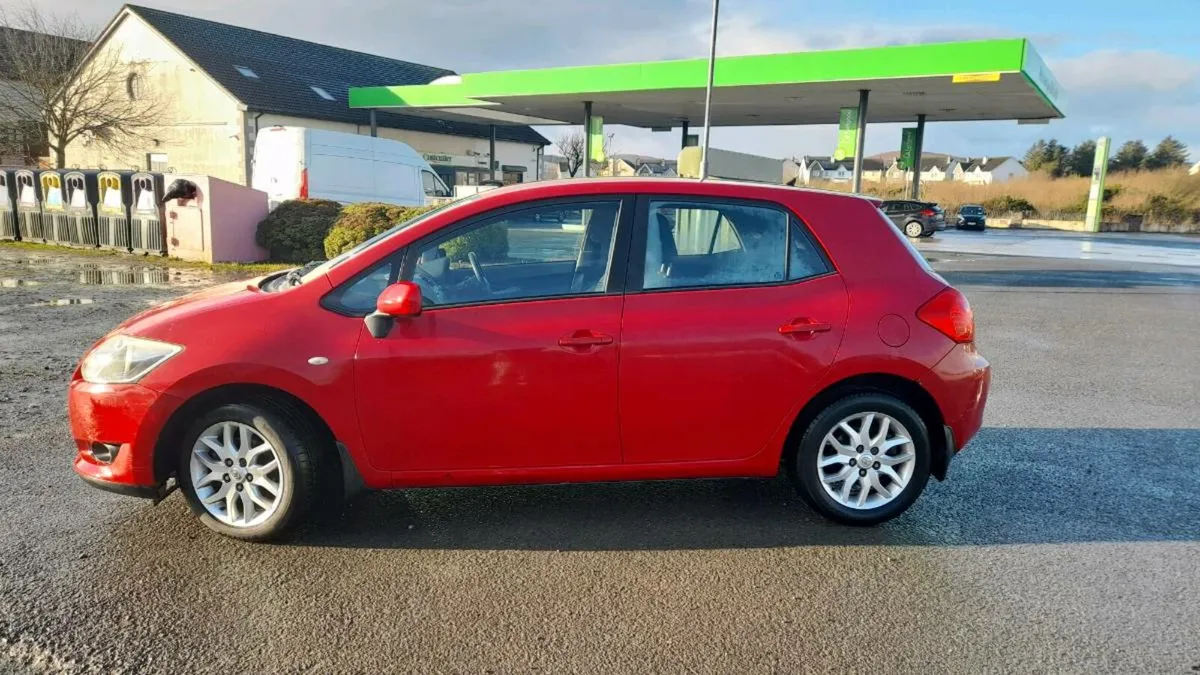 Toyota Auris (FOR REPAIR) - Image 4