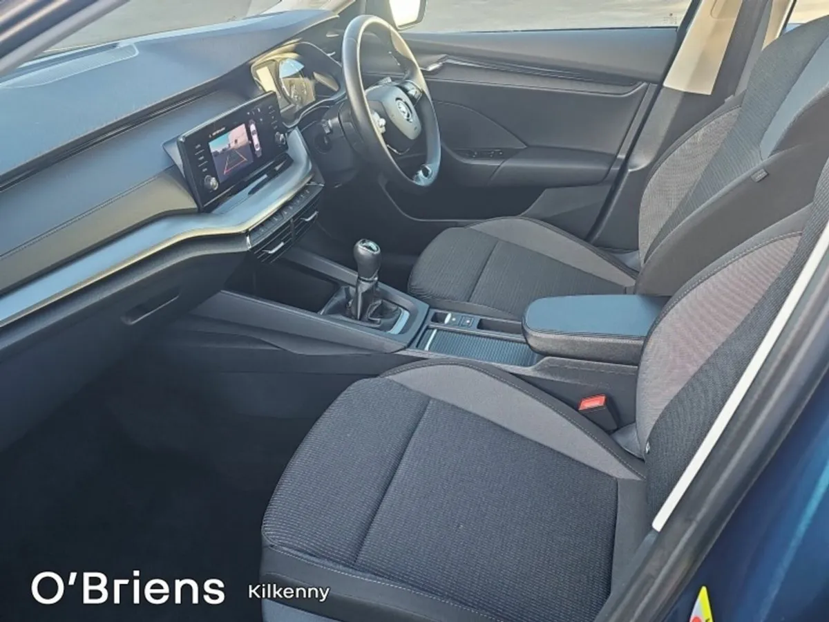 Skoda Octavia AMBITION 2.0 TDI 115 BHP 4DR *1 OWNE - Image 4