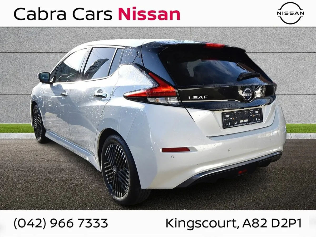 Nissan Leaf Tekna. Only 6,000kms. 242 reg. 40kw - Image 4