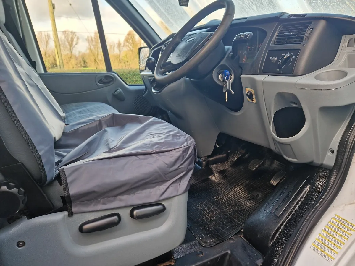 Ford Transit 2013 - Image 2