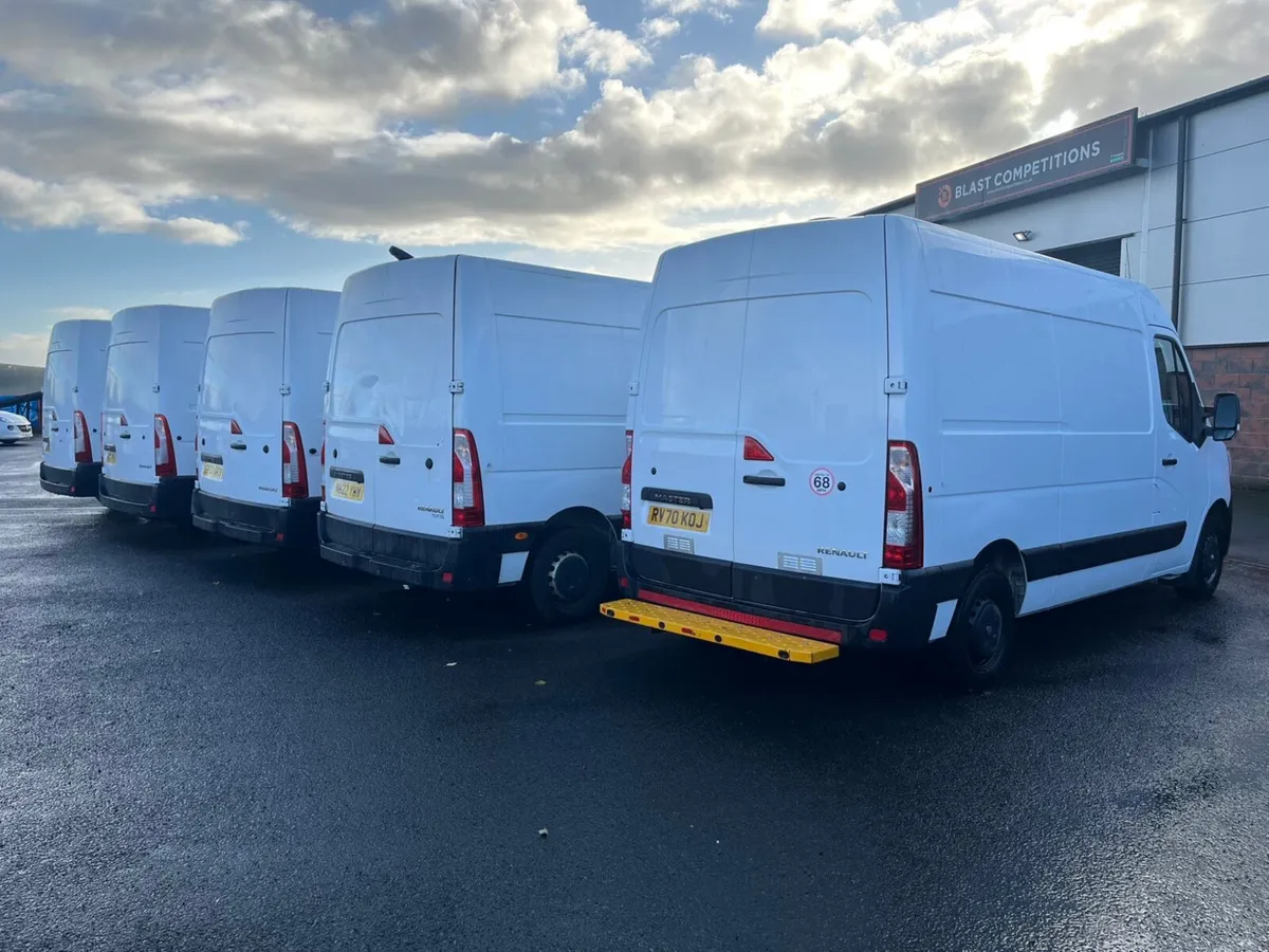 RENAULT MASTER- LARGE CHOICE - Image 3