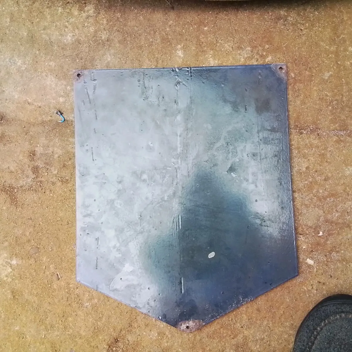 ANTIQUE AND COLLECTABLES - Image 2