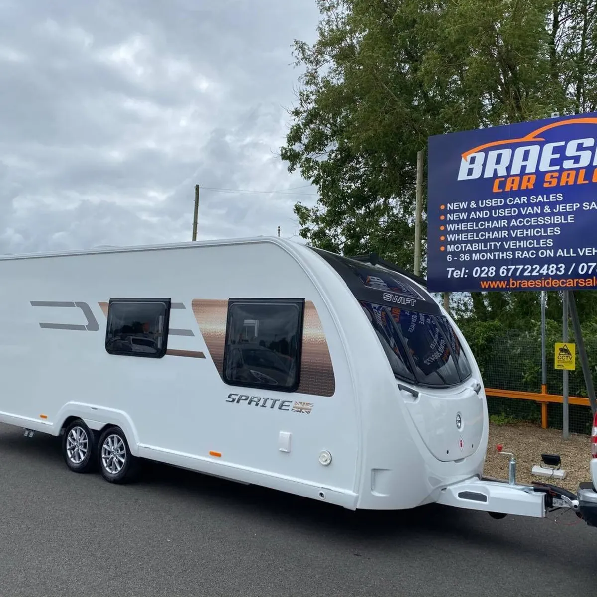 2021 SWIFT QUATTRO E/W 6/7 BERTH CARAVAN - Image 1
