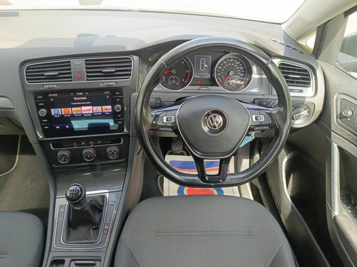 Volkswagen Golf 1.6 TDI 115HP Comfortline Estate - Image 4