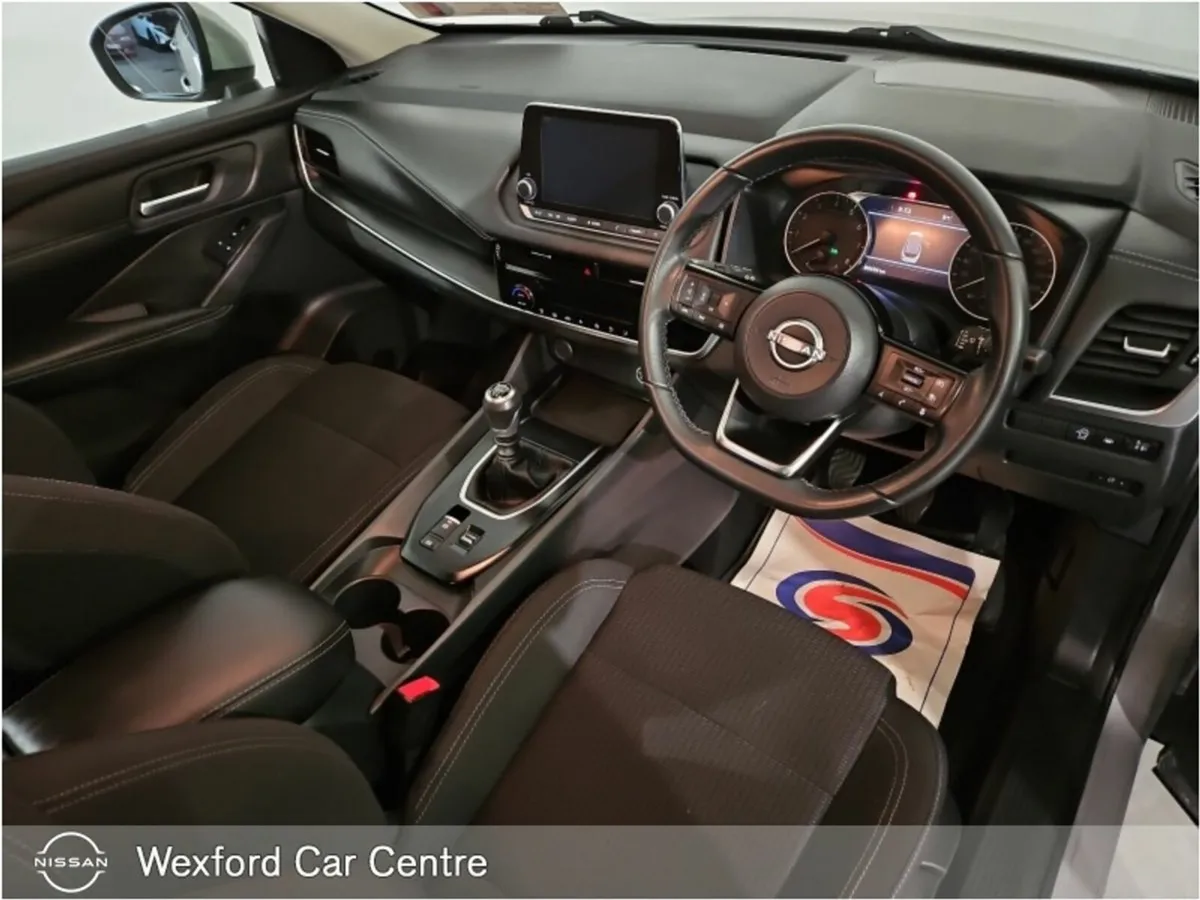 Nissan Qashqai 1.3 PET SV - Image 3