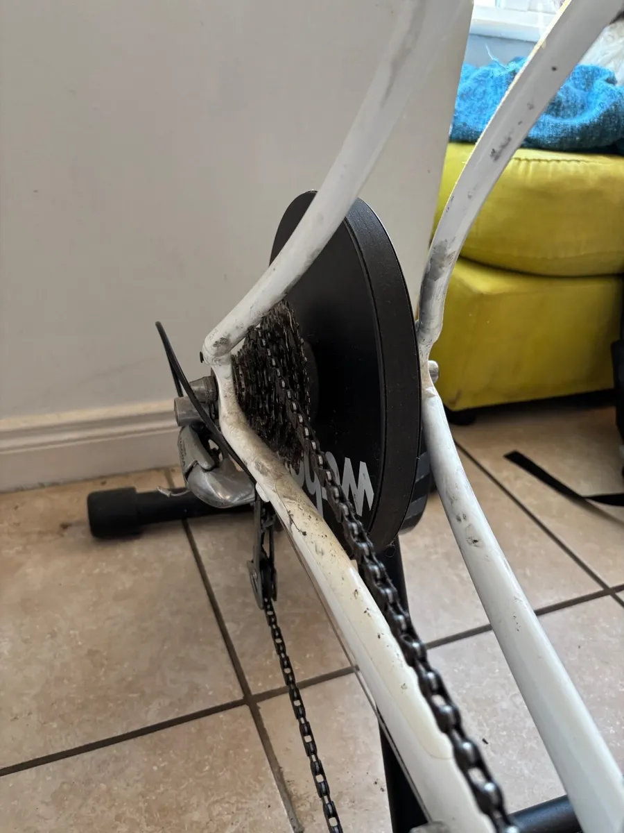 Wahoo KickR core Smart Turbo trainer with bike - Image 1