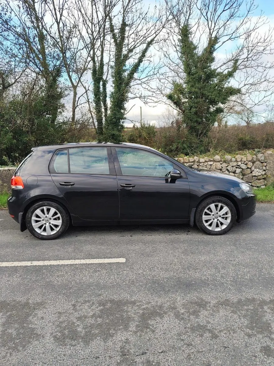 Volkswagen Golf 2012 - Image 2