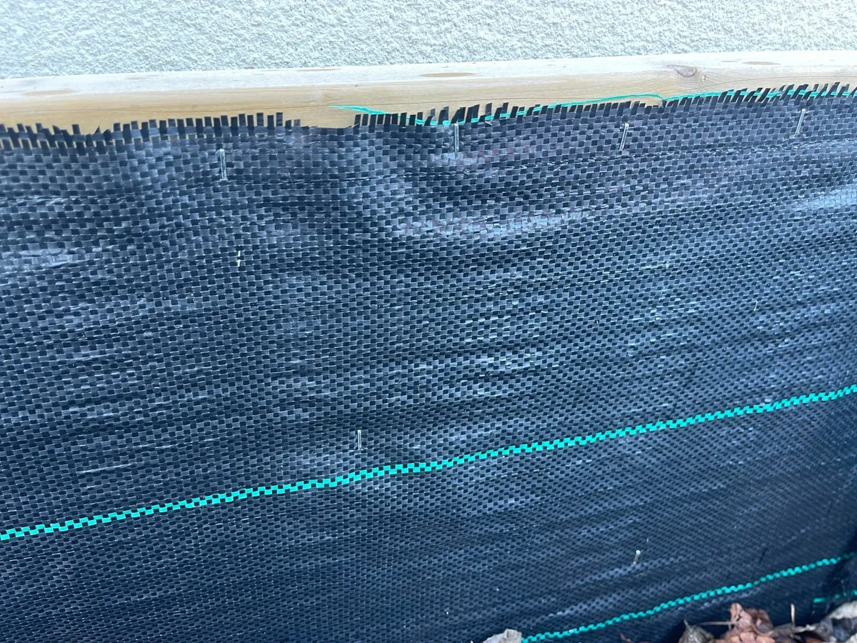 Raised planter box - Image 3