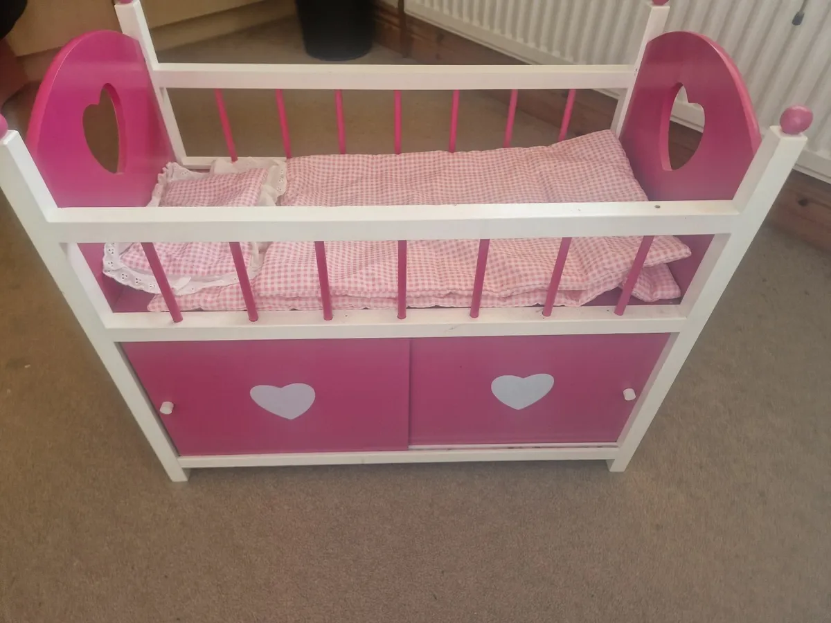 Dolls cot - Image 2