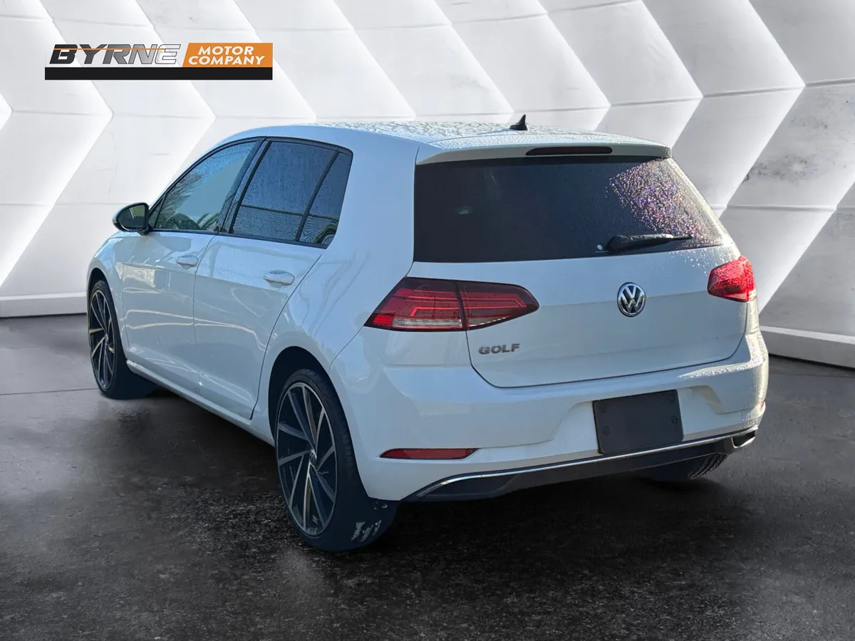 VOLKSWAGEN GOLF 1.2 TSI AUTO 2018 - Image 2