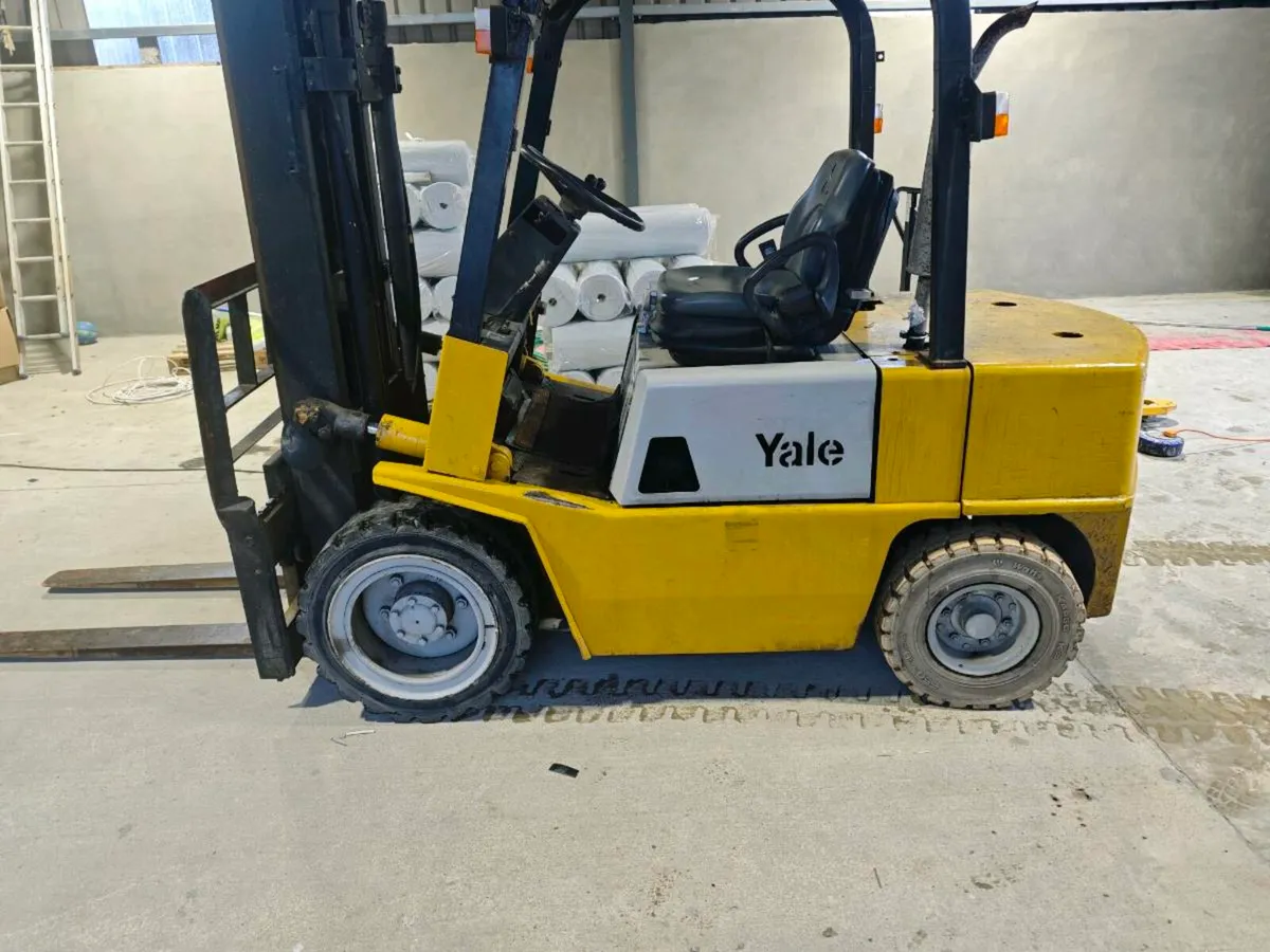 Forklift for sale - Image 1