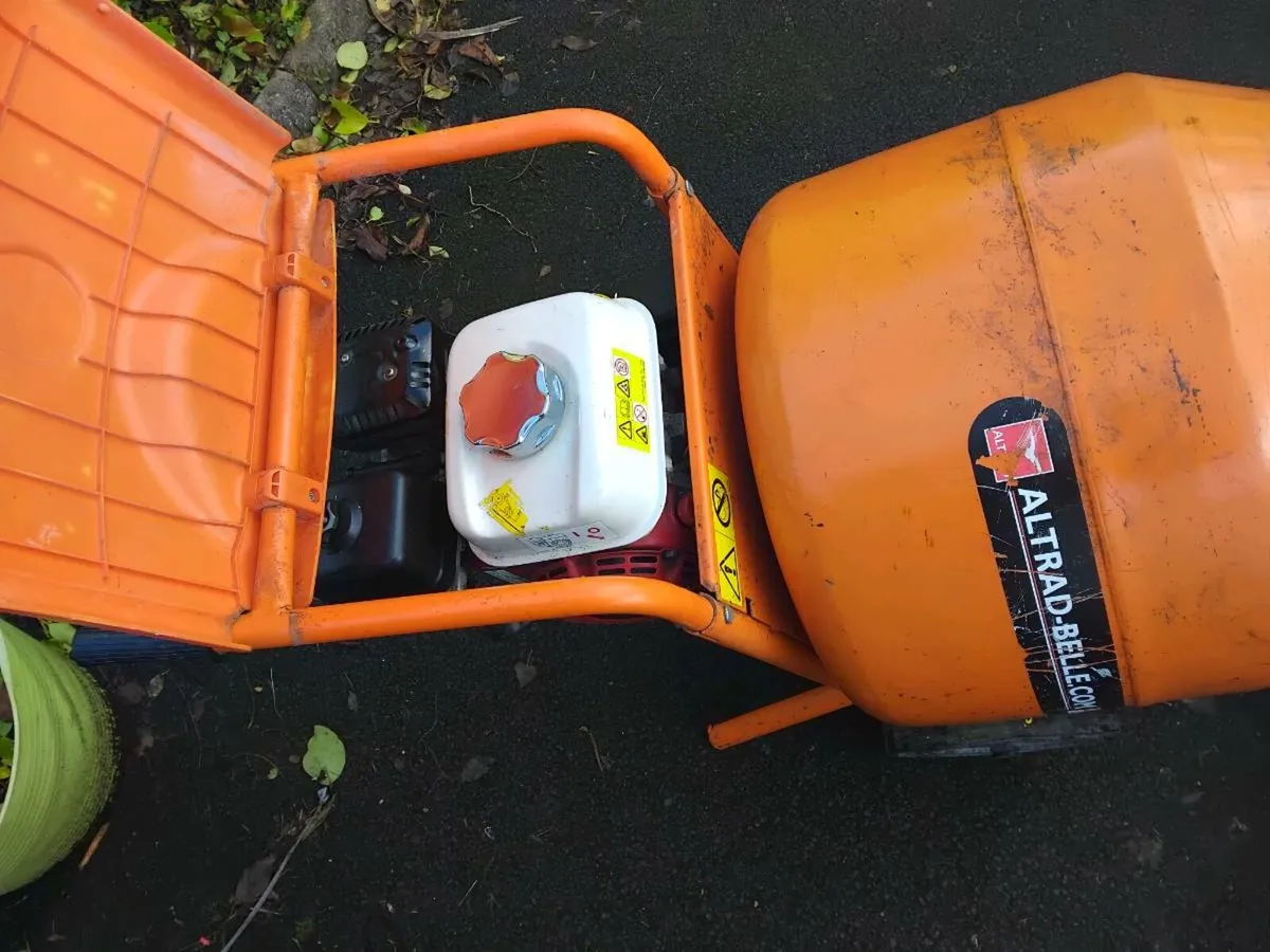 CEMENT MIXER - Image 2