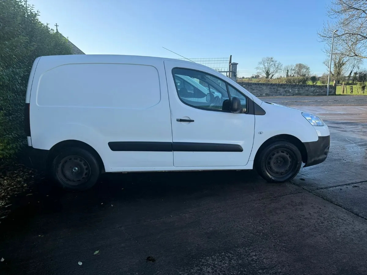 Peugeot Partner 2015 - Image 1