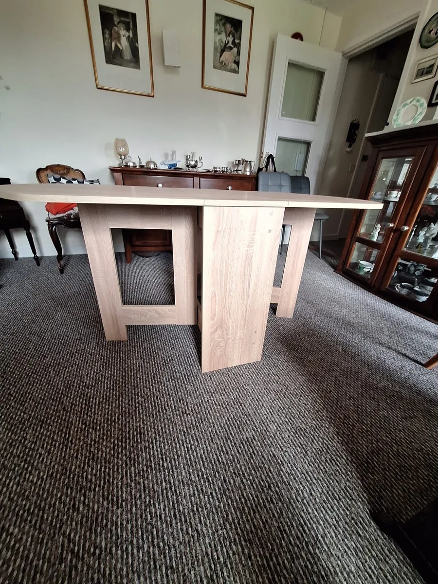 Dinning table and chairs - Image 1