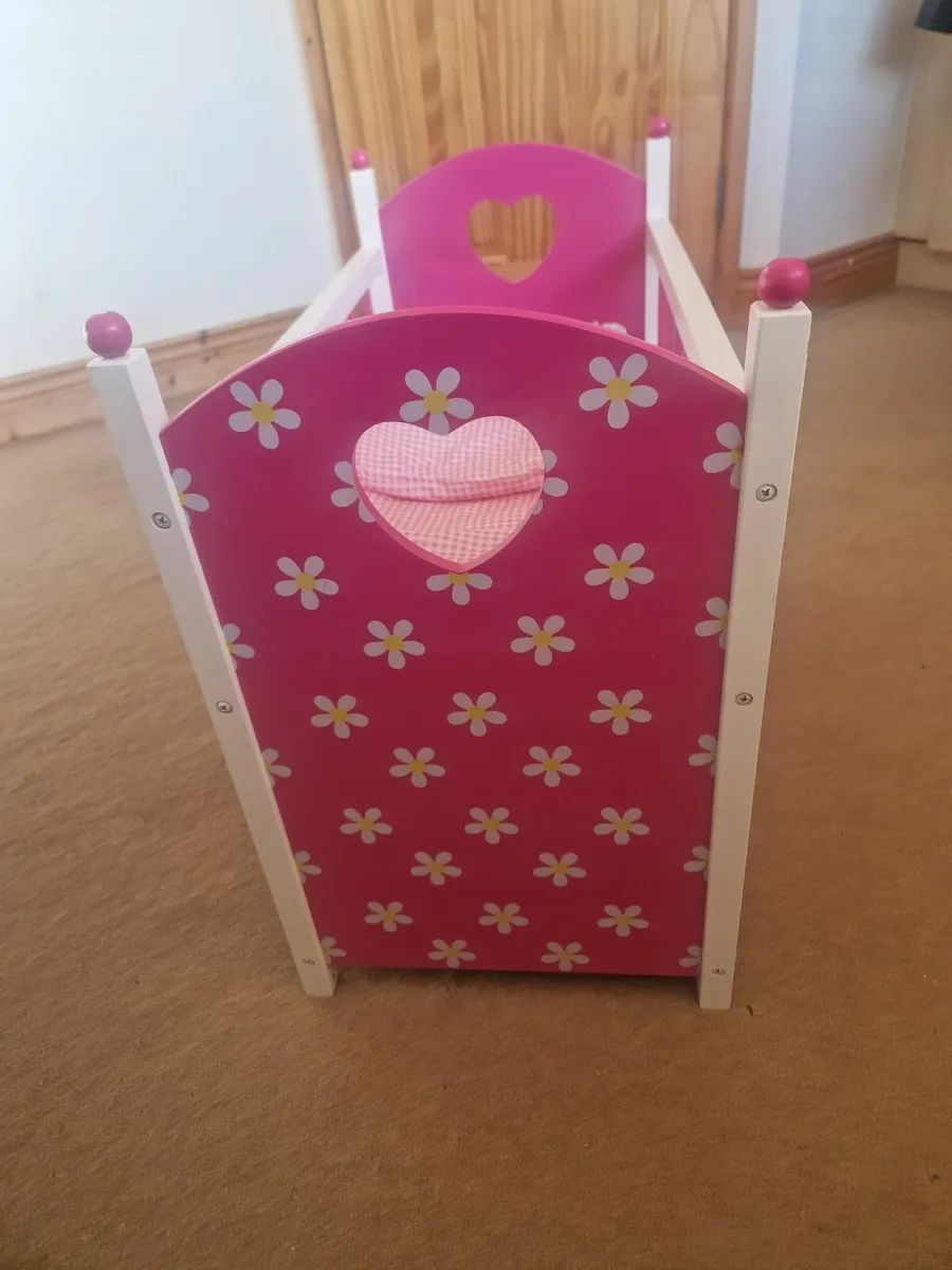 Dolls cot - Image 3