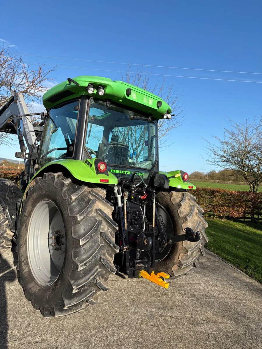 Deutz Fahr Tractor and front loader - Image 4