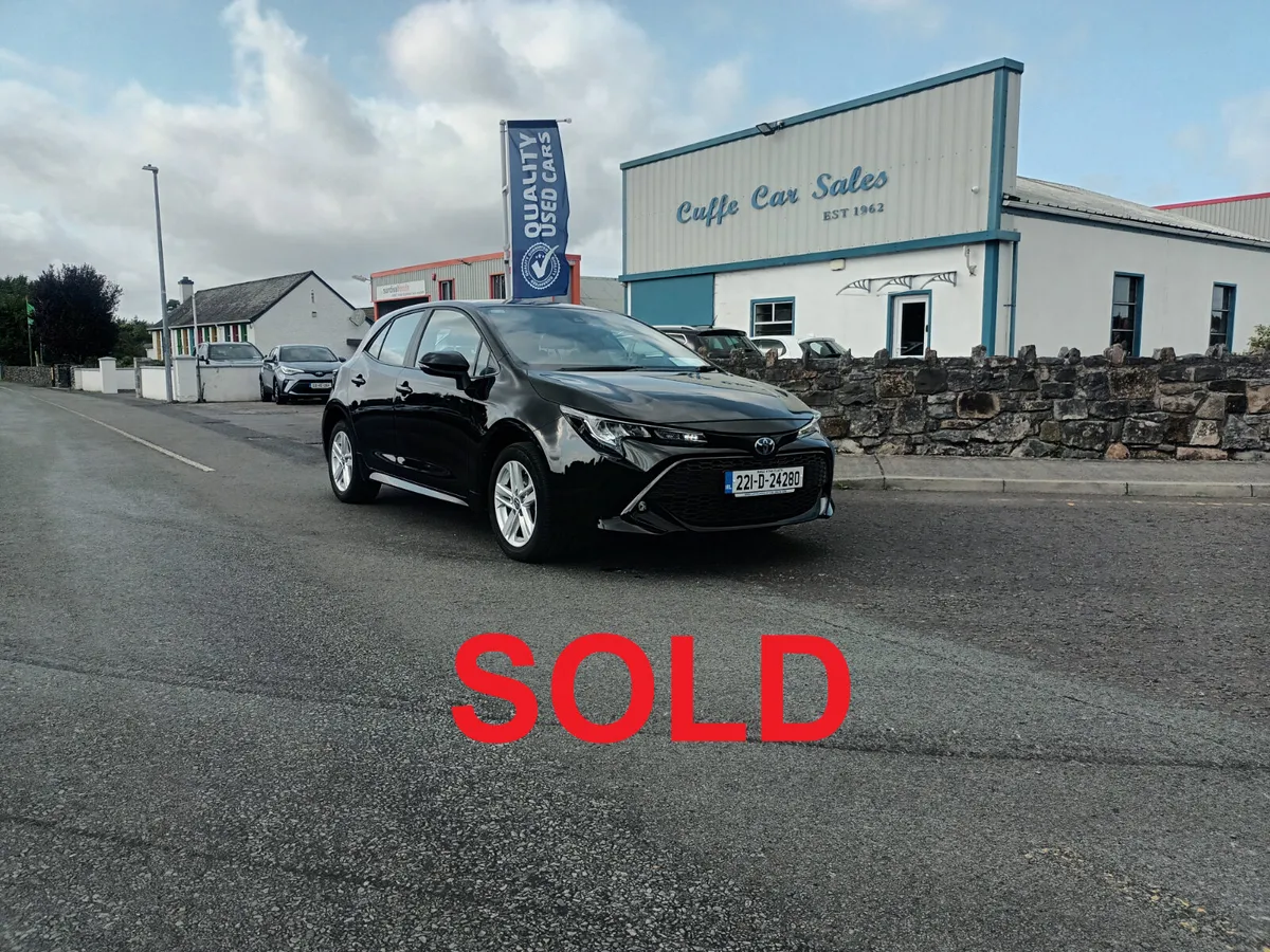 2022 Toyota Corolla 1.8 Hybrid Luna Hatchback - Image 1