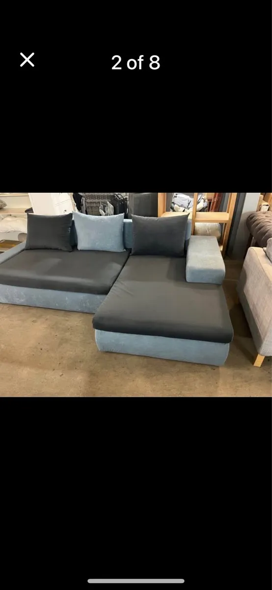 Large sofa bed - Image 2