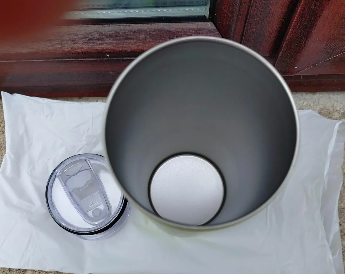 Fancy Green Ghost Drinks Flask (brand New). - Image 3