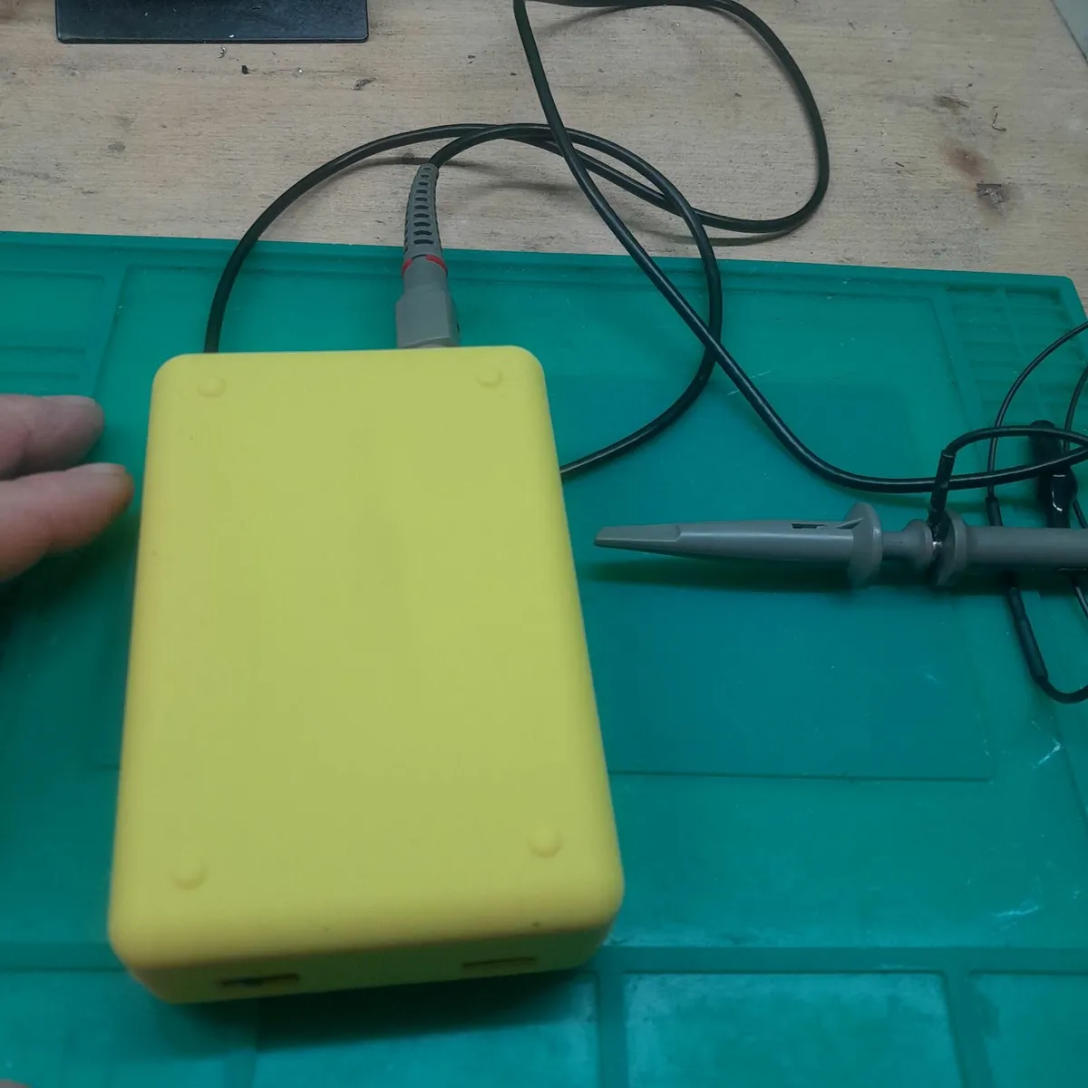 FNIRSI-5012H 2.4-inch Screen Digital Oscilloscope - Image 4