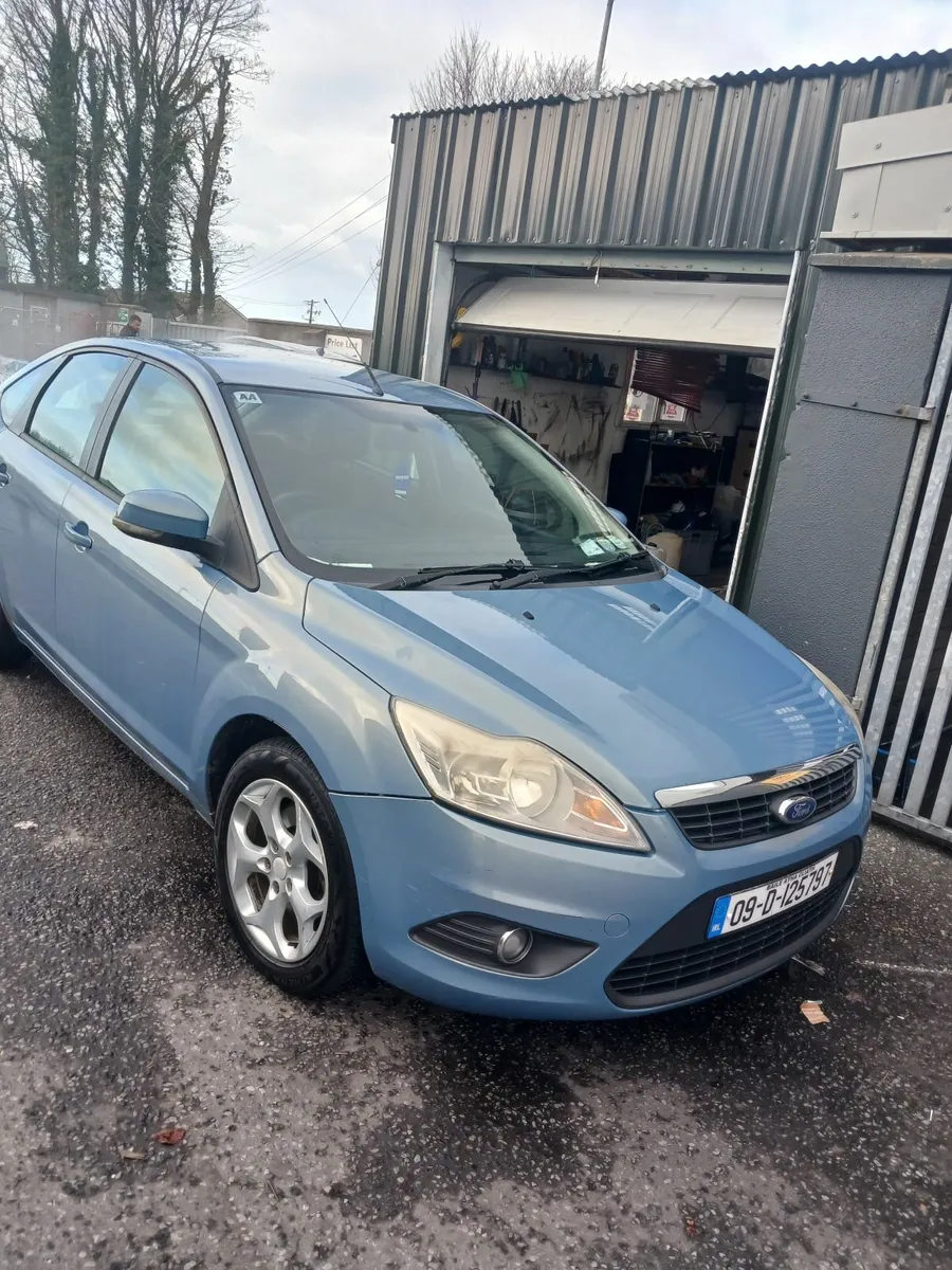 Ford Focus 2009 - Image 1