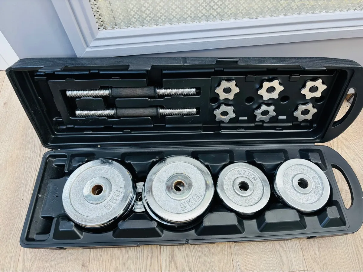Dumbells and bar set - Image 4